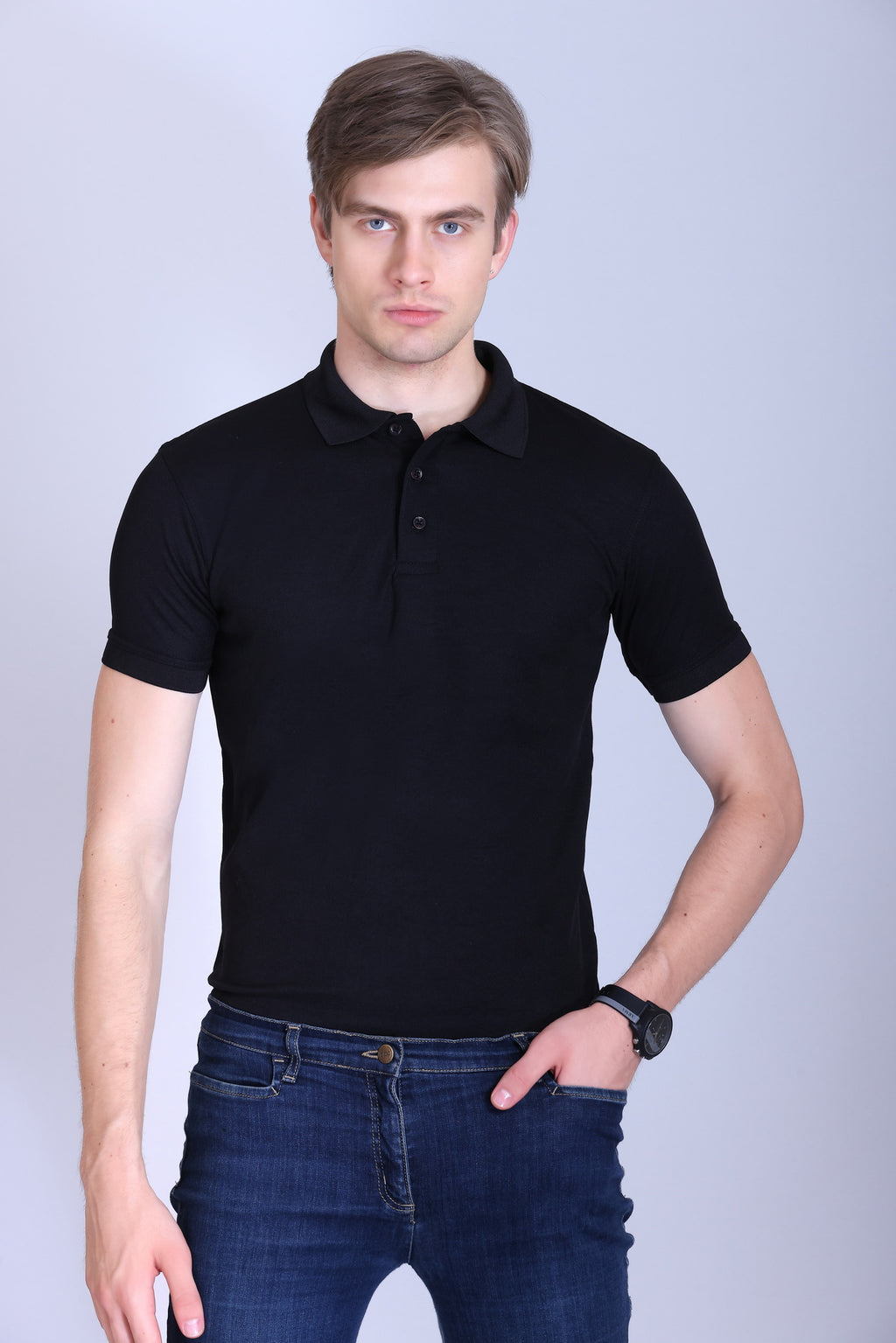 PIKMEE Titlis Polo T-Shirt in Black - image 1
