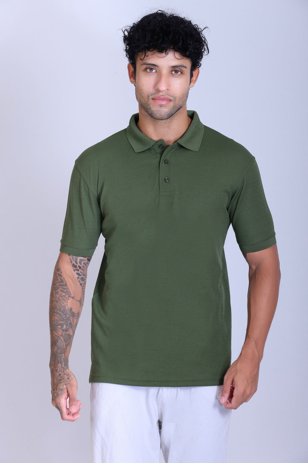 PIKMEE Titlis Polo T-Shirt in Olive - image 1