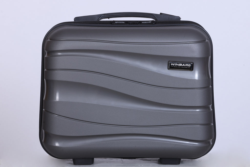 Winbarg One Day Travel Kit - Hard Shell Travel Bag - Silver