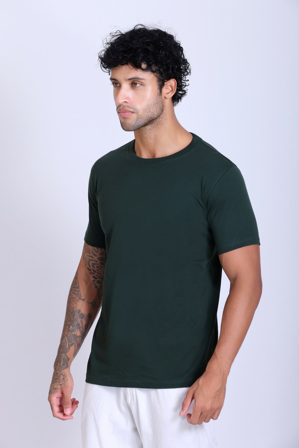 PIKMEE Skinta Bio Wash Crew Neck T-Shirt in Bottle Green - image 3