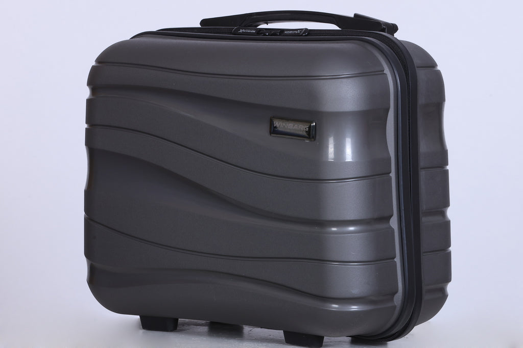 Winbarg One Day Travel Kit - Hard Shell Travel Bag - Silver