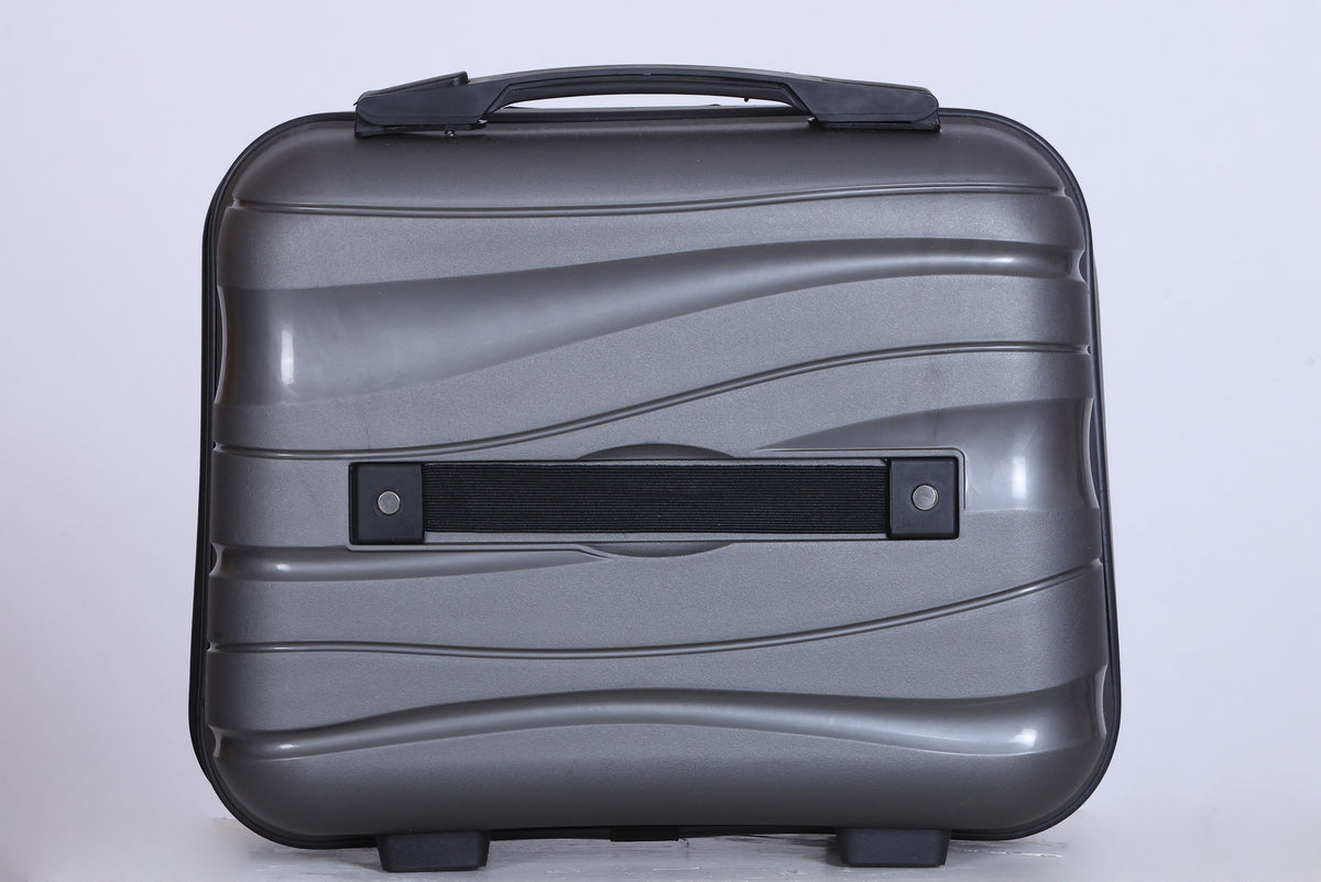 Winbarg One Day Travel Kit - Hard Shell Travel Bag - Silver