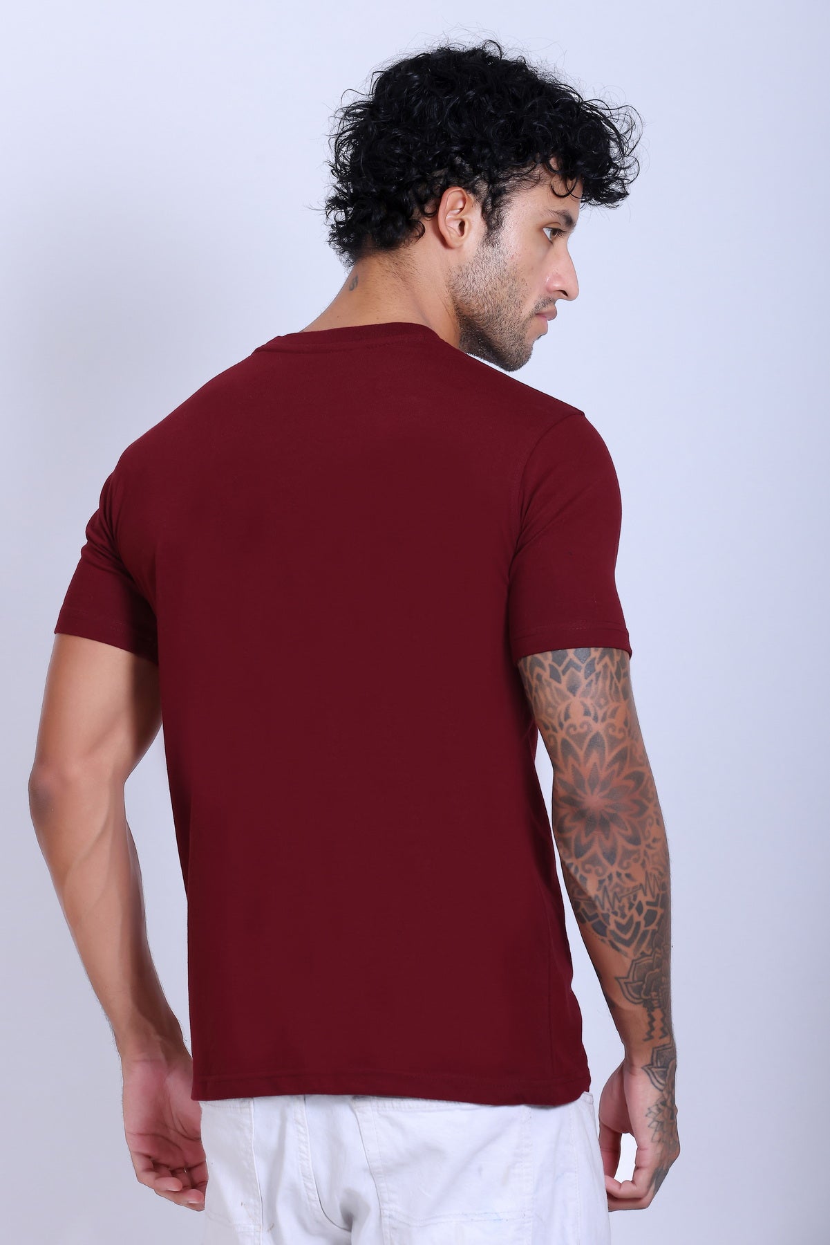 PIKMEE Skinta Bio Wash Crew Neck T-Shirt in Maroon - image 5