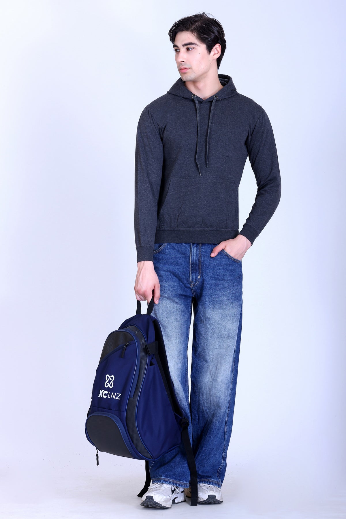 Pikmee Zero Degree Men's Pullover Hooded Sweatshirt - Charcoal