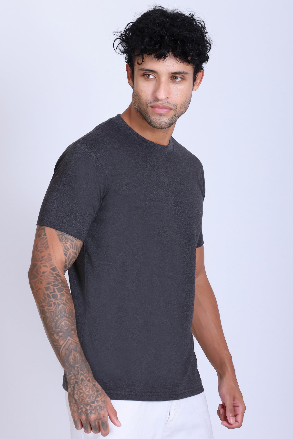 PIKMEE Skinta Bio Wash Crew Neck T-Shirt in Anthra Melange - image 8