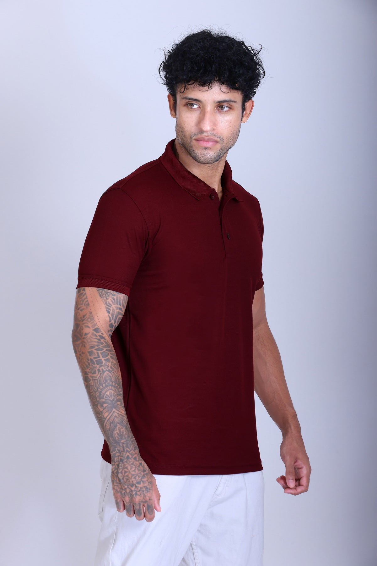 PIKMEE Titlis Polo T-Shirt in Maroon - image 8