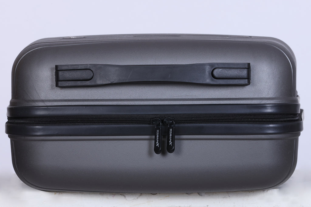 Winbarg One Day Travel Kit - Hard Shell Travel Bag - Silver